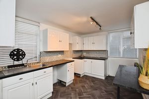 Photo 11- click for photo gallery